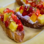 Bruschetta Tropical
