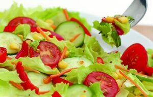 Ensalada de Lechuga de Pepino-recetas