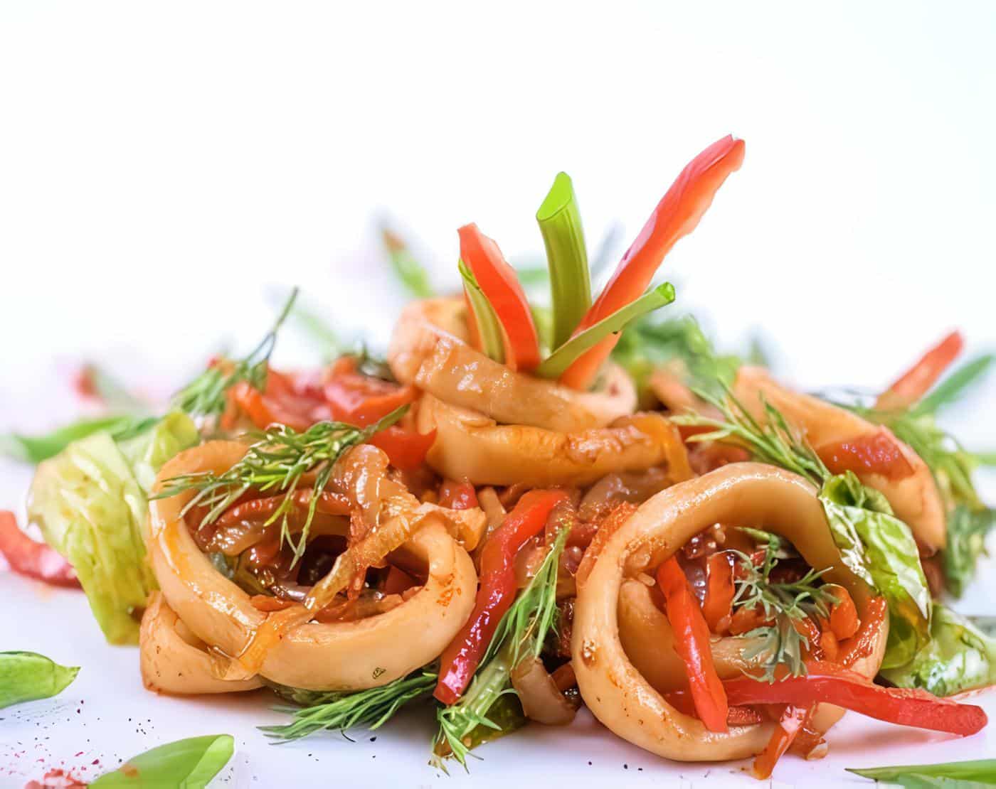 Ensalada de rabas o calamares