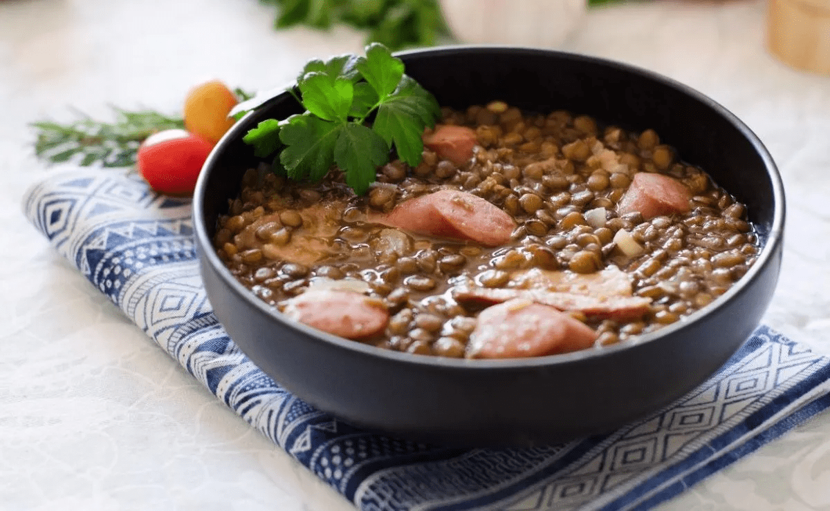 Lentejas con Salchicha o Chorizo