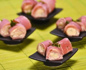 Rollos de Jamón y Piña