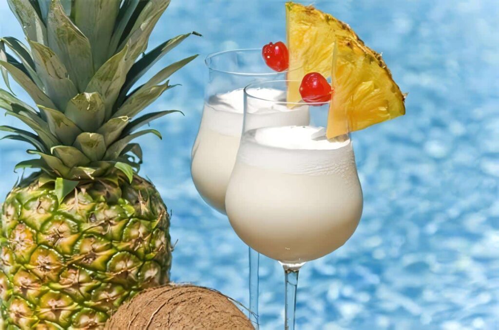Piña colada sin alcohol | Recetas de bebidas y cocteles sin licor