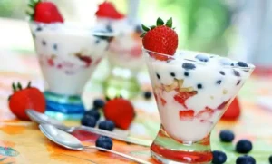 Receta-Vasito-Yogurt-Fruta