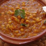 Curry de garbanzos con yogur