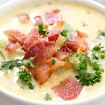 Crema de Brócoli con Chía y Tocino