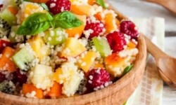 Ensalada de Frutas y Quinoa