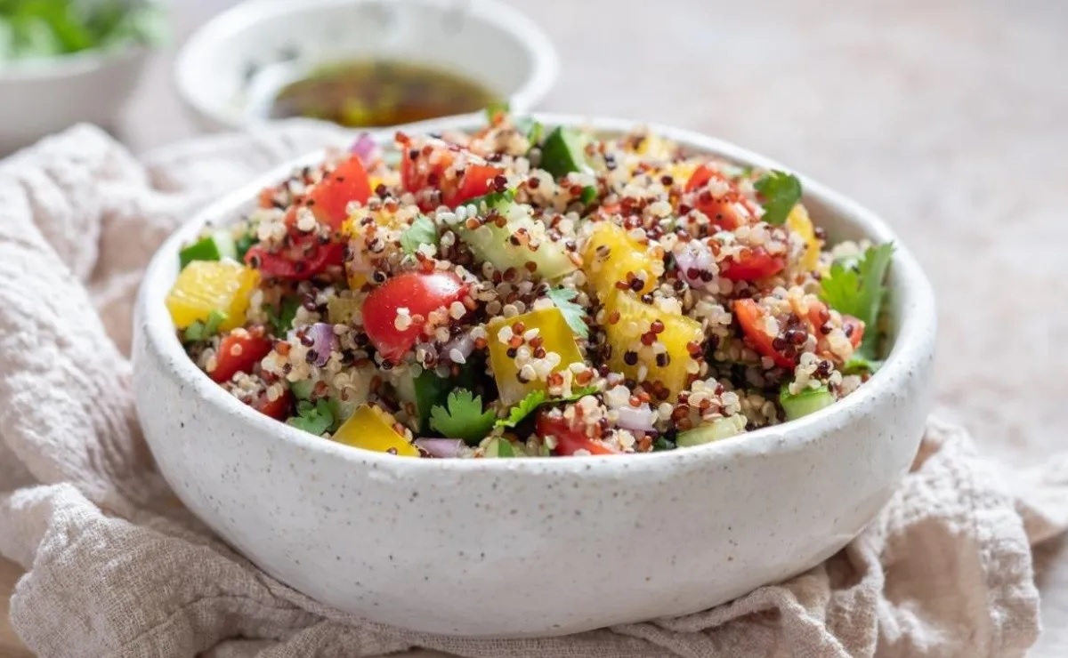 Ensalada de quinoa y vegetales asados