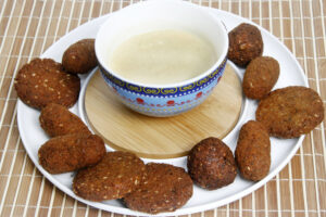 Falafel al horno con salsa tahini