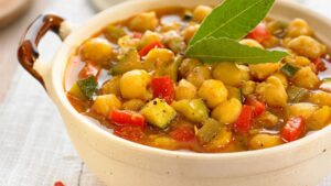 Guiso de garbanzos con verduras