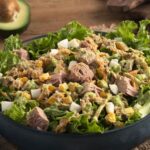 Ensalada de atún con aguacate