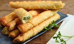 Rollitos Crujientes de Queso Sigara Böreği