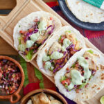 Tacos de pescado con ensalada de repollo