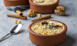 Postre de sémola y leche (Sütlaç)