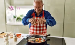 Recetas con huevo para recuperar el músculo en adultos mayores