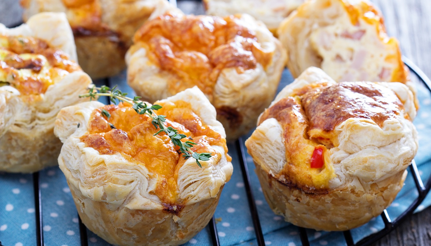 Colaciones saludables con huevo que puedes preparar en minutos